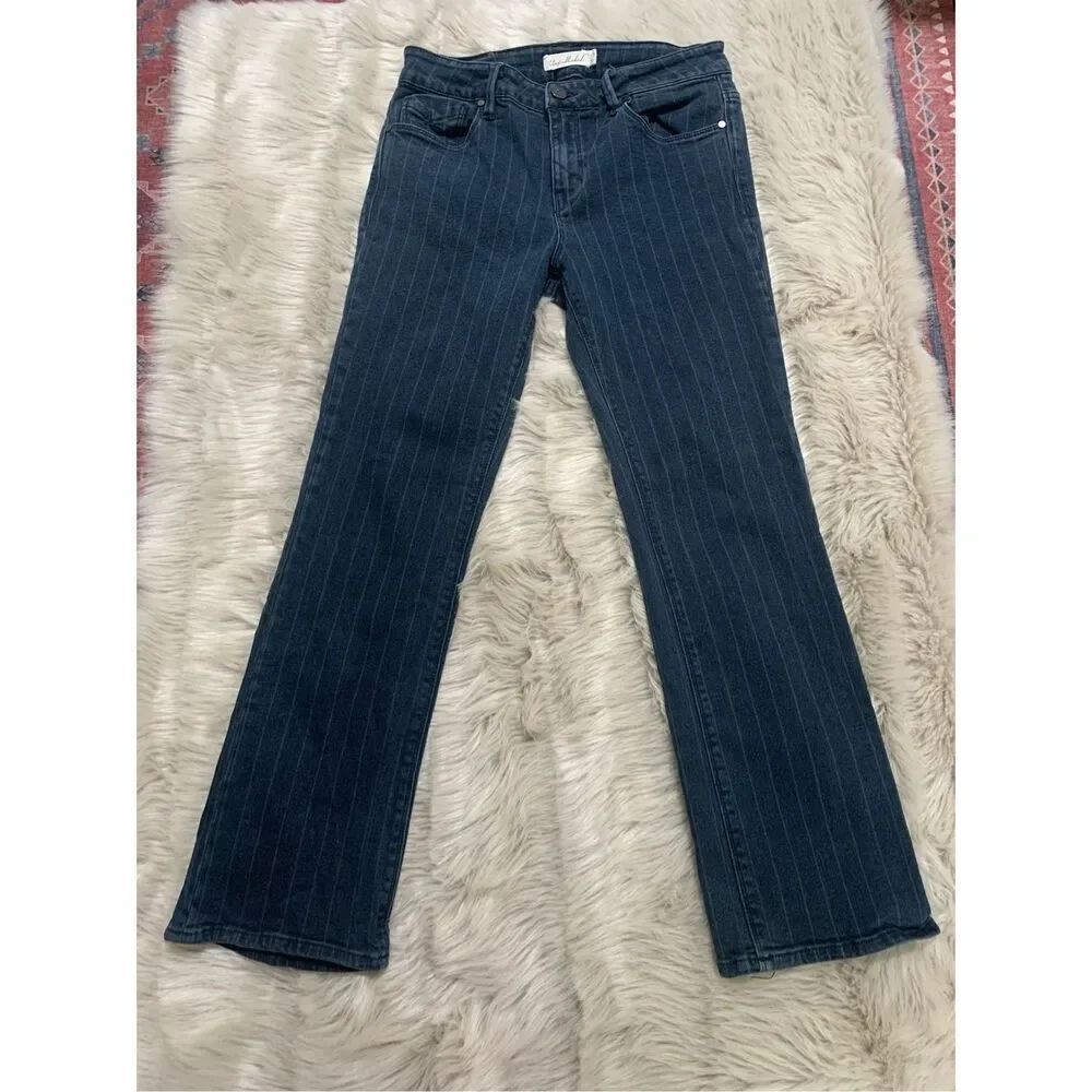 Unpublished Women’s Skinny Blue with Gray Pinstripes Jeans 27
